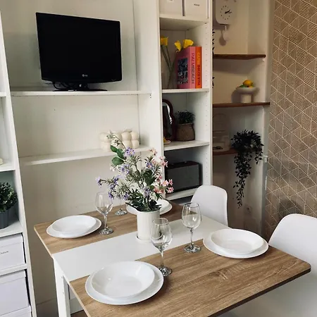 Maison 4 Pers Avec Parking Et A Moins De 100 M
